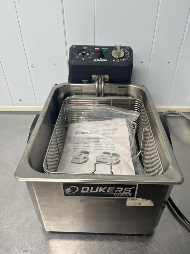 Dukers - DCF15E, 15lb One Basket Electric Countertop Deep Fryer - Image 6 of 6