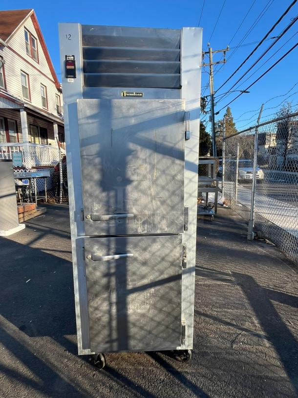 Traulsen G10000 29 7/8" One Section Reach In Refrigerator, (2) Right Hinge Solid Doors, 115v - Image 1 of 7