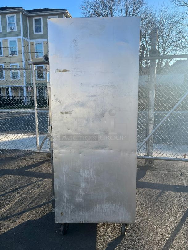 Traulsen G10000 29 7/8" One Section Reach In Refrigerator, (2) Right Hinge Solid Doors, 115v - Image 5 of 7