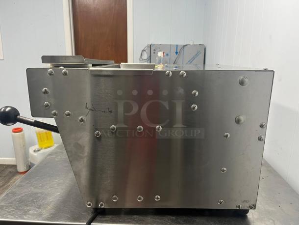 NICE Oliver Supreme Bread Slicer "709" - Image 4 of 7