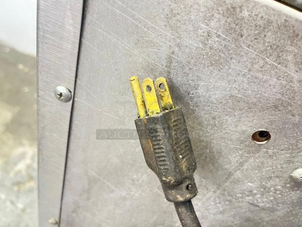 Stainless Steel Oven & 6 Burner Stovetop - Image 4 of 6