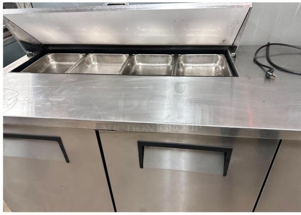 Nice True TSSU-72-12-HC 72" TSSU Series Sandwich/Salad Prep Table w/ Refrigerated Base, 115v Tested and Working! - Image 3 of 8