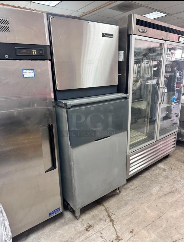 Scotsman CME1056 972lb Per Day Commercial Ice Machine 220volt Tested and Working! - Image 1 of 8
