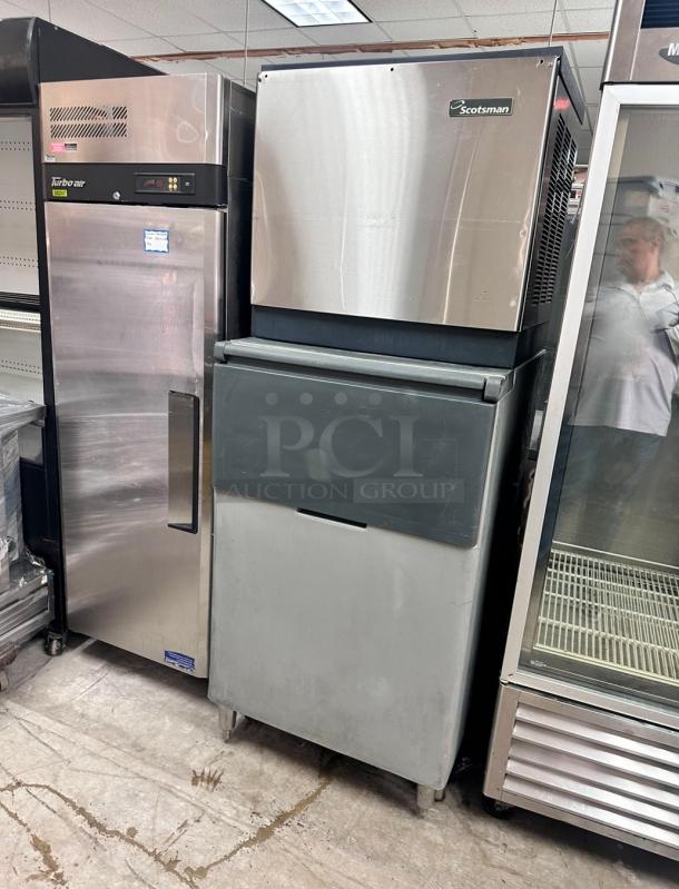 Scotsman CME1056 972lb Per Day Commercial Ice Machine 220volt Tested and Working! - Image 2 of 8