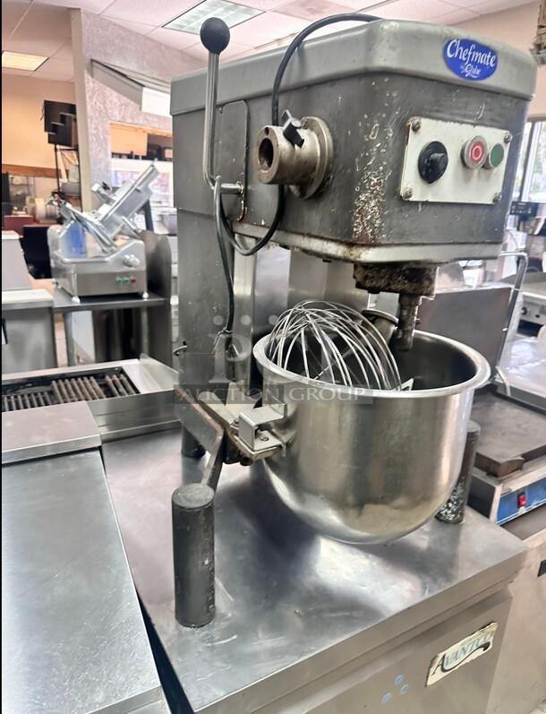 Globe GCM20H 20 QT Planetary Mixer - Bench Model, 1 HP, 115v Sold 'As Is' - Image 2 of 10
