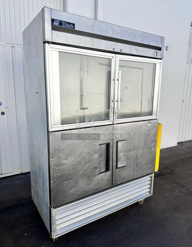 True Commercial Two Door Refrigerated 115 Volt Tested and Working! - Image 5 of 7