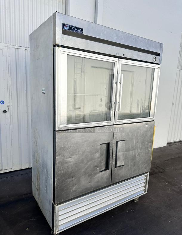 True Commercial Two Door Refrigerated 115 Volt Tested and Working! - Image 6 of 7