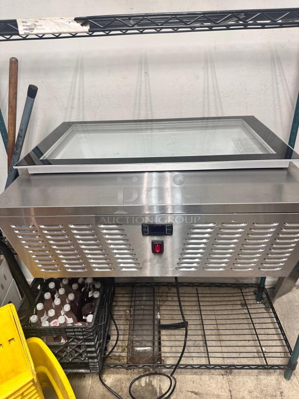 Clean Commercial Glass Door Ice Cream Display  Freezer 115v Tested and Working! - Image 2 of 3