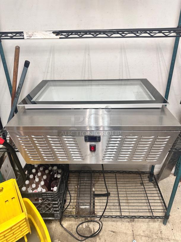 Clean Commercial Glass Door Ice Cream Display  Freezer 115v Tested and Working! - Image 3 of 3