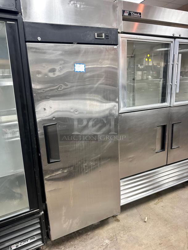 Commercial Single Stainless Door Freezer 115volt Tested and Working! - Image 6 of 8