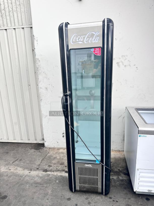 Nice Commercial Single Door Refrigerated Glass  Merchandiser 115 Volt Tested and Working! - Image 4 of 10