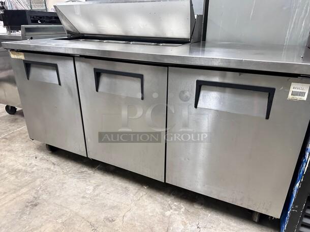 Excellent True TSSU-72 72"Sandwich Prep Table 115v Tested and Working! - Image 6 of 10