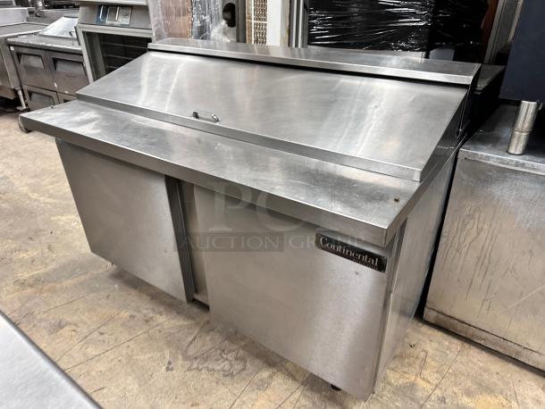 Nice Continental Commercial 60" Refrigerated Sandwich Table 115Volt Tested and Working! - Image 1 of 5