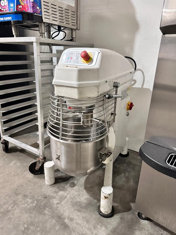 Excellent ABS Model ABSPMS-20L Planetary Mixer 115volt Tested and Working! - Image 1 of 9