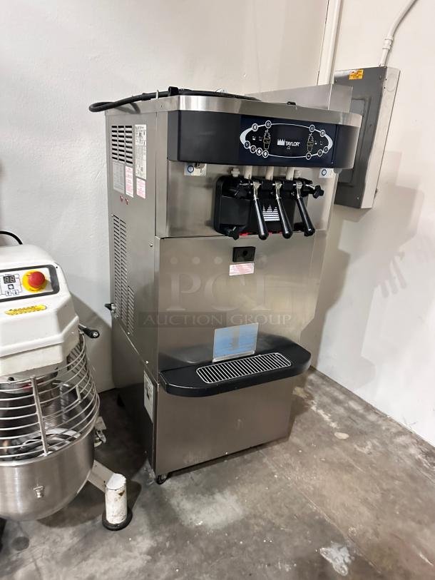 Late Model Taylor C723-27 Commercial Ice Cream Machine 220Volt Tested and Working! - Image 1 of 12