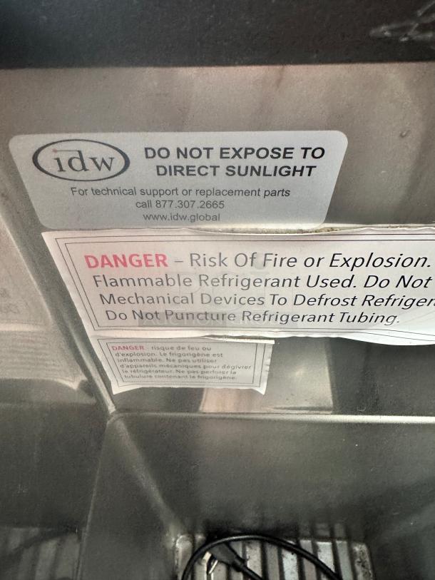 Commercial Refrigerator 115 Volt Tested and Working! - Image 6 of 11