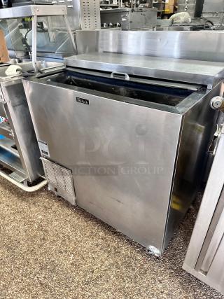 Nice Perlick FR36 36" Refrigerated Black Glass Froster 115 Volt Tested and Working!