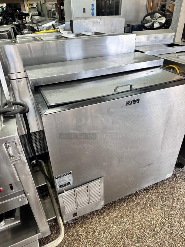 Nice Perlick FR36 36" Refrigerated Black Glass Froster 115 Volt Tested and Working! - Image 3 of 14