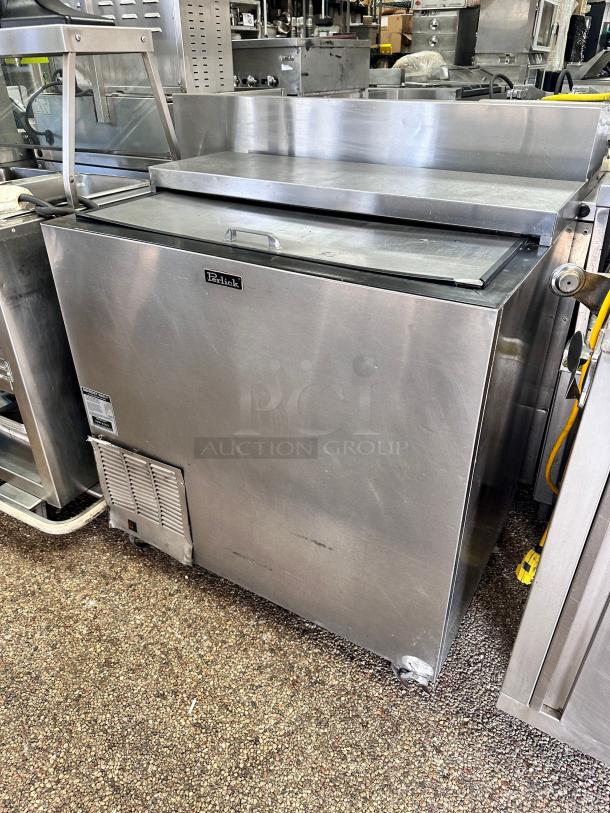 Nice Perlick FR36 36" Refrigerated Black Glass Froster 115 Volt Tested and Working! - Image 4 of 14
