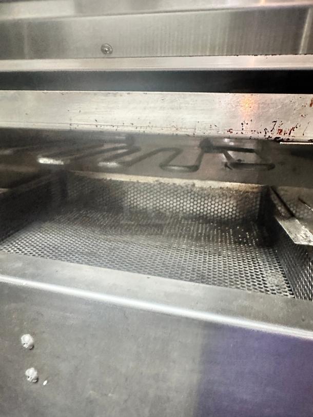 Quik n' Crispy GF5, Ventless Greaseless Air Fryer, 208v Tested and Working! - Image 3 of 7