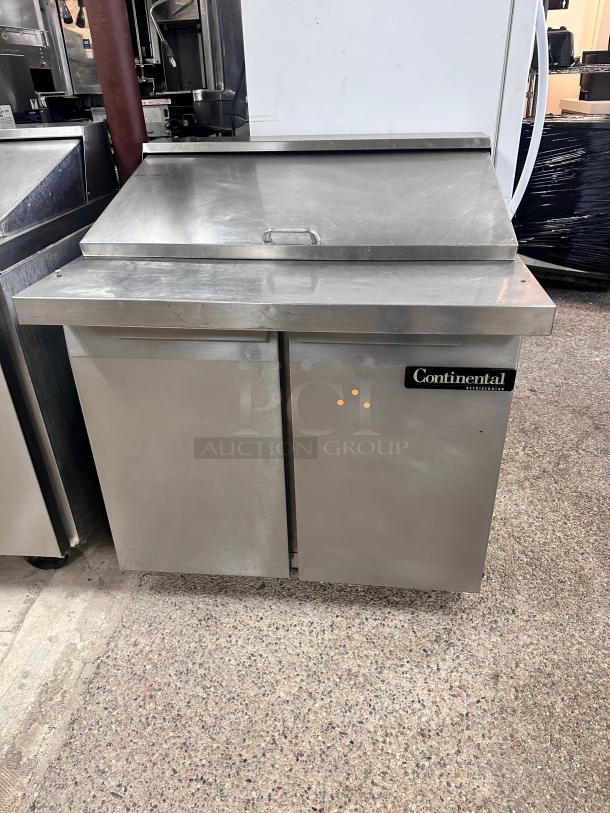 Excellent Continental SW36-15M 36" 2 Door Mega Top  Refrigerated Sandwich Prep Table 115volt Tested and Working! - Image 2 of 9