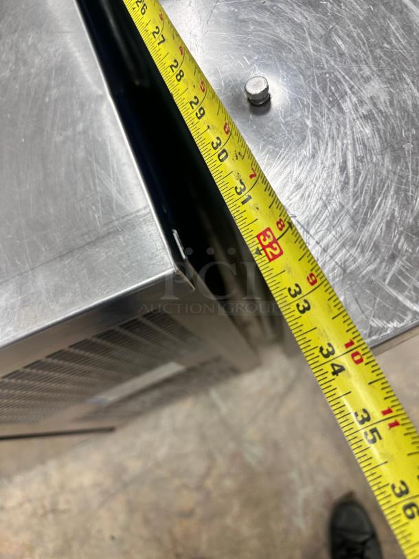 Excellent Continental SW36-15M 36" 2 Door Mega Top  Refrigerated Sandwich Prep Table 115volt Tested and Working! - Image 8 of 8