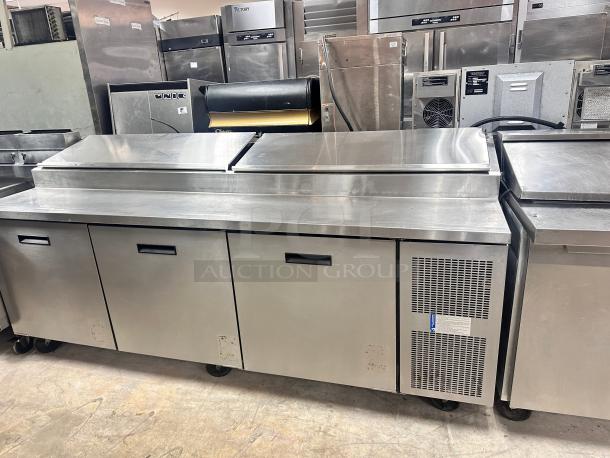 Nice Randell 8395N 95" Pizza Prep Table w/ Refrigerated Base, 115v Tested and Working! - Image 1 of 9
