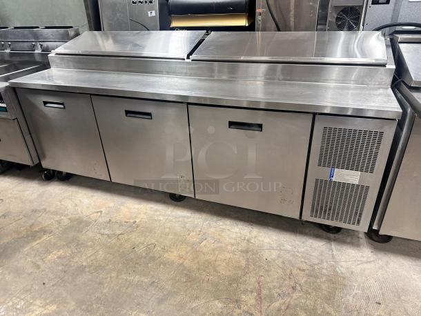 Nice Randell 8395N 95" Pizza Prep Table w/ Refrigerated Base, 115v Tested and Working! - Image 2 of 9