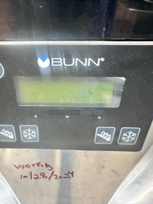 Bunn  White and Stainless Steel Double 3 Gallon Slushy Machine - 120V Tested and Working! - Image 7 of 7