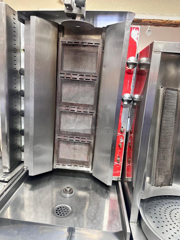 Uniworld VBR-2 Gas Vertical Broiler (Gyro) Tested and Working! - Image 5 of 10
