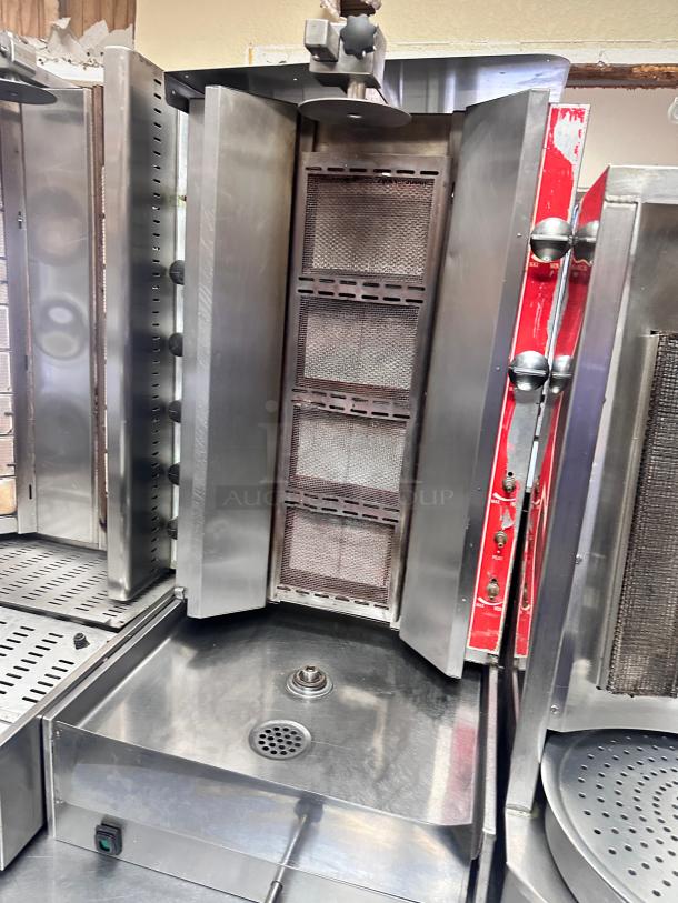 Uniworld VBR-2 Gas Vertical Broiler (Gyro) Tested and Working! - Image 8 of 10