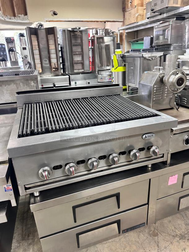Excellent Jade Range JB-36 36" Gas Charbroiler w/ Cast Iron Grates, Natural Gas Tested and Working! - Image 4 of 8
