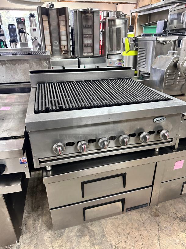 Excellent Jade Range JB-36 36" Gas Charbroiler w/ Cast Iron Grates, Natural Gas Tested and Working! - Image 6 of 8