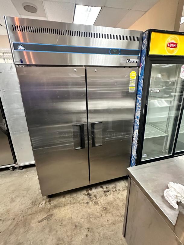 Excellent Everest Commercial Two Door Freezer 115Volt Tested and Working! - Image 5 of 5