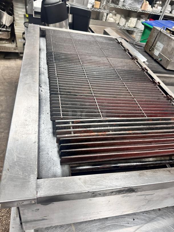 Jade 48" Commercial Gas Char Broiler Grill Tested and Working! - Image 6 of 6