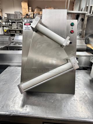 Excellent Doyon DL18DP 18" Countertop Two Stage Dough Sheeter - 120V, 1/2 HP Tested and Working!