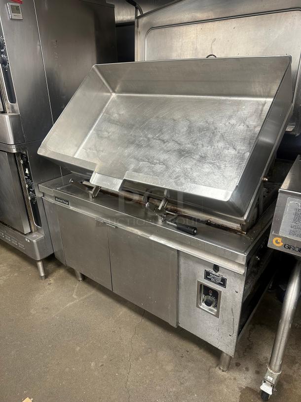 Excellent Market Forge 1700 40 Gallon Gas Freestanding Tilting Skillet / Braising Pan Tested and Working! - Image 5 of 15