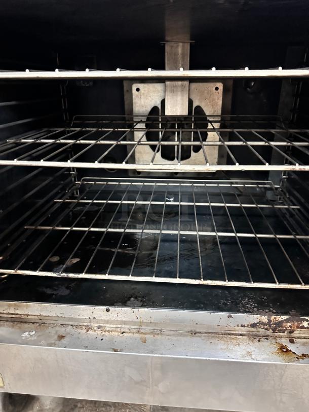 Hobart  HGC5-10  Gas Convection Oven Tested and Working! - Image 6 of 7