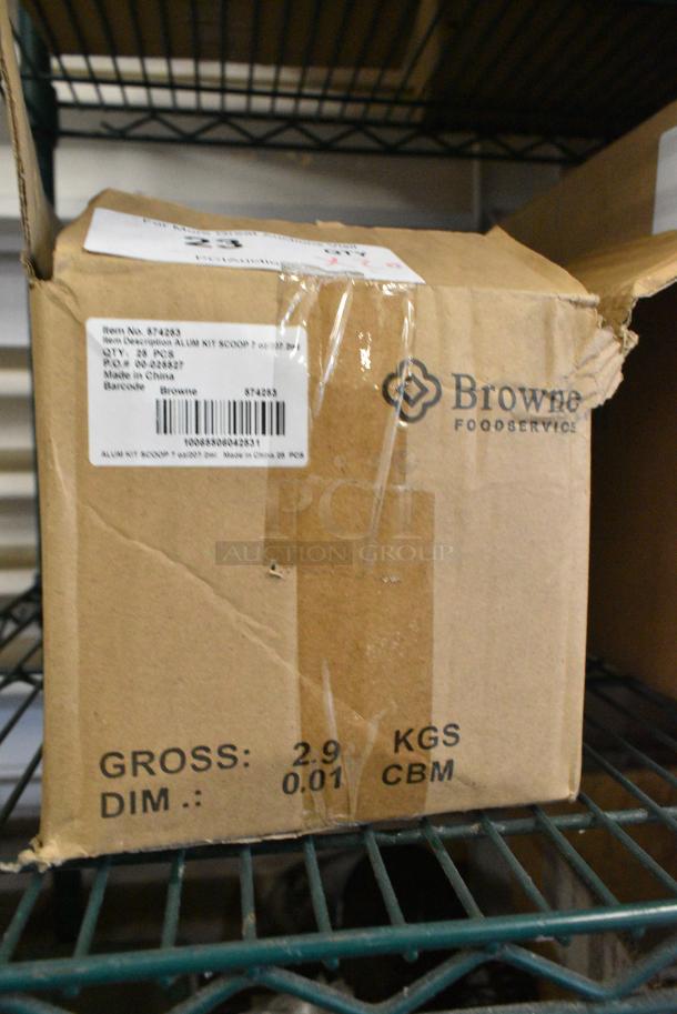 BRAND NEW! Box of 20 Browne 574253 Metal Flat Bottom 7 oz Scoops - Image 2 of 5