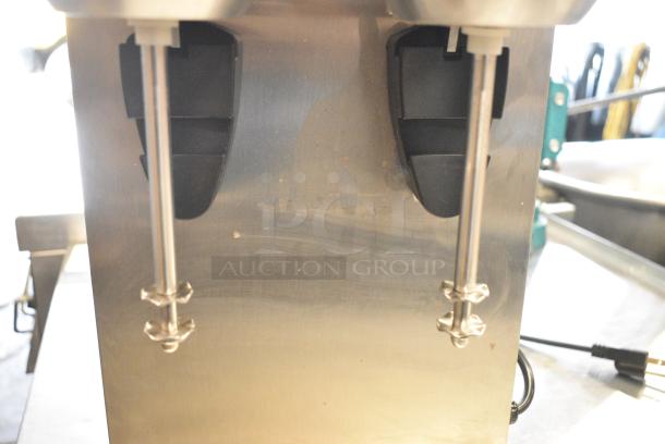AvaMix 928ADM2 Stainless Steel Commercial Countertop 2 Head Drink Mixer. 110-120 Volts, 1 Phase. Tested and Working! - Image 3 of 5