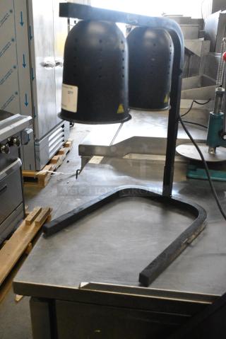 Avantco 177W62BLK Metal Countertop 2 Head Food Warmer. 120 Volts, 1 Phase. Tested and Working!