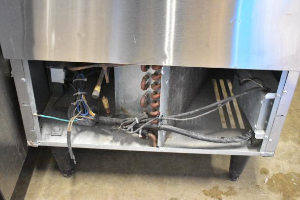 Franklin Chef FIM200 Stainless Steel Commercial Self Contained Undercounter Ice Machine. 115 Volts, 1 Phase. - Image 3 of 6