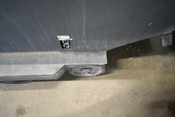 Nilfisk Advance VS 20 Metal Commercial Floor Cleaner. Tested and Does Not Power On - Image 3 of 10