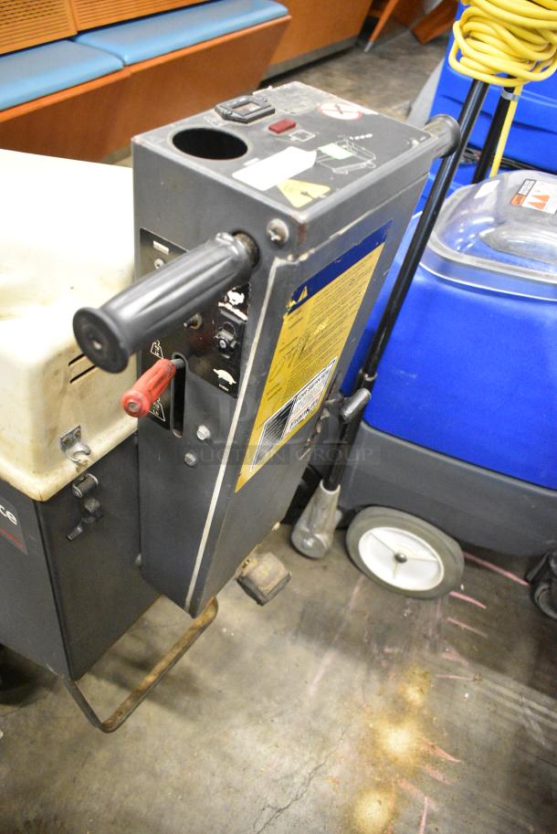 Nilfisk Advance VS 20 Metal Commercial Floor Cleaner. Tested and Does Not Power On - Image 6 of 8