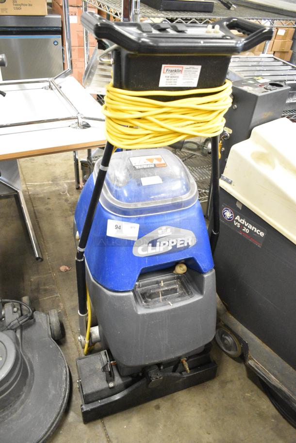 Windsor Clipper CLP12 Carpet Cleaner. 115 Volts, 1 Phase. Tested and Working! - Image 1 of 6
