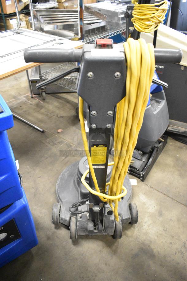 Advance 20 PLUS Floor Cleaner. 115 Volts, 1 Phase. Tested and Does Not Power On - Image 5 of 6