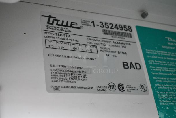 True TSD-33G Stainless Steel Commercial 2 Door Reach In Cooler Merchandiser. 115 Volts, 1 Phase. Tested and Working! - Image 5 of 5