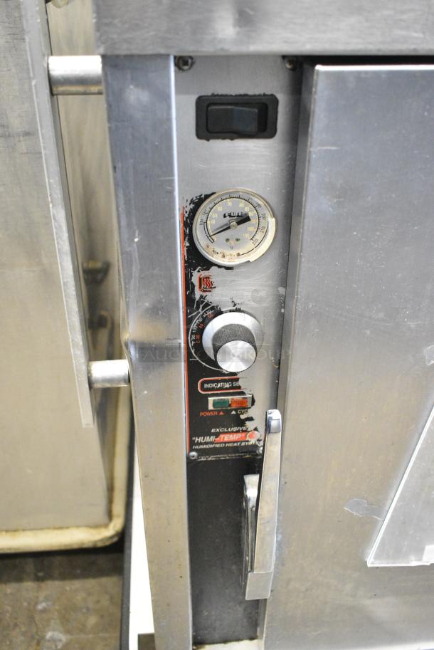 FWE UHS-4 Metal Commercial Heated Holding Cabinet on Commercial Casters. 120 Volts, 1 Phase. Tested and Working! - Image 3 of 8