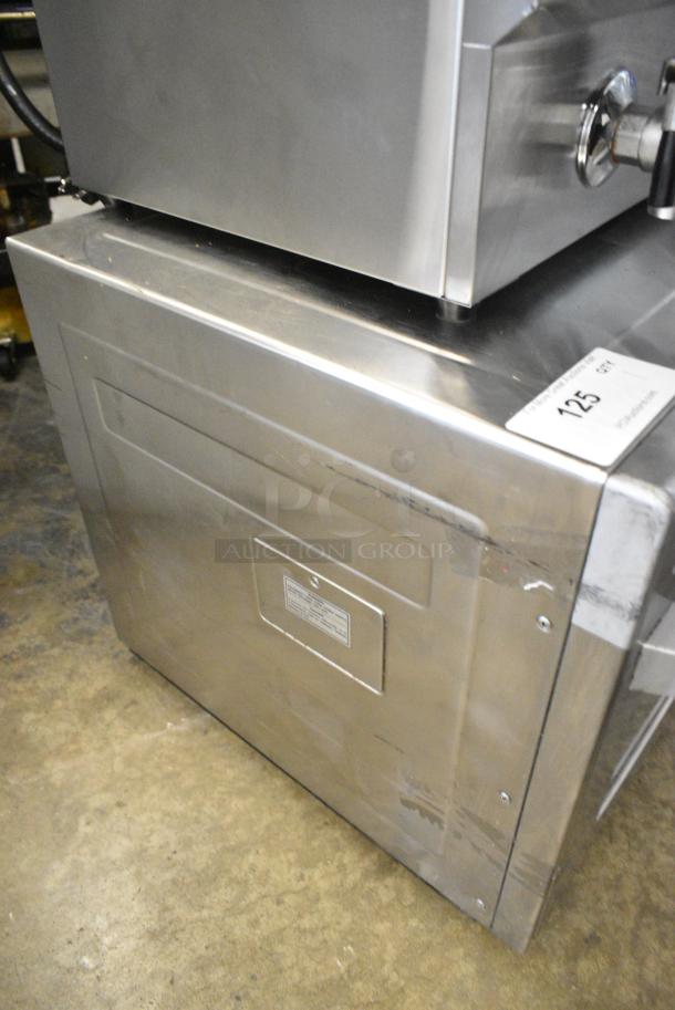 Panasonic Pro II NE-3280 Stainless Steel Commercial Countertop Microwave Oven. - Image 8 of 8