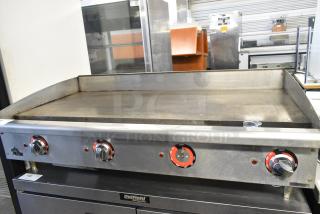 Star Max Stainless Steel Commercial Countertop Electric Powered Flat Top Griddle w/ Thermostatic Controls. 208-250 Volts, 3 Phase.